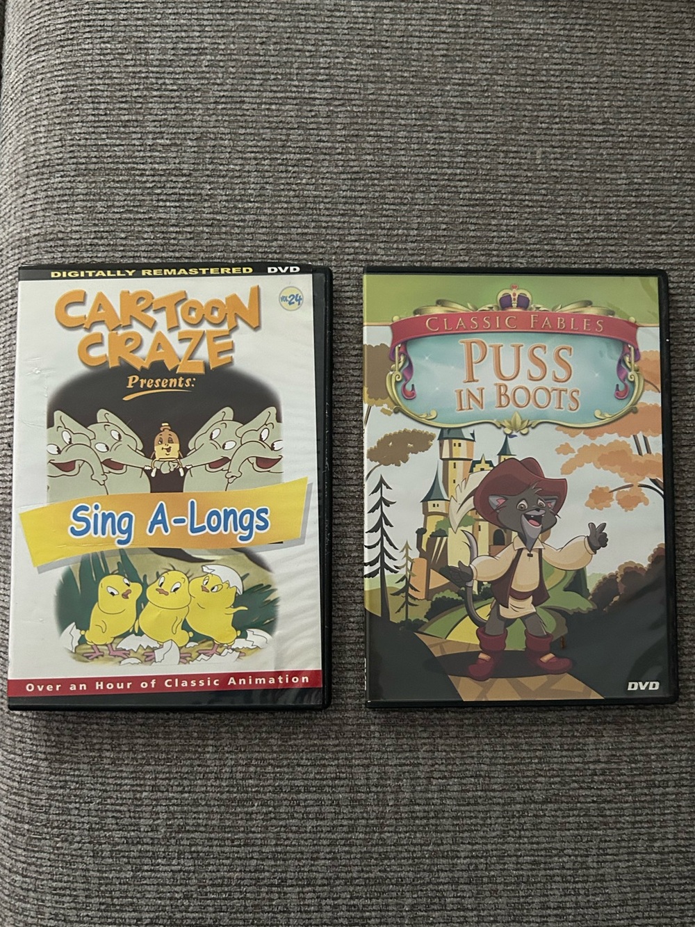 Cartoon Craze Sing A-Longs & Puss in Boots DVD Duo